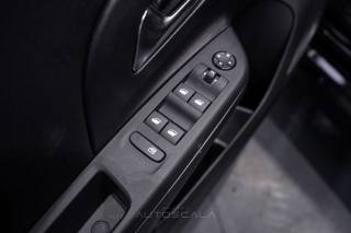 OPEL Corsa usata, con Cruise Control
