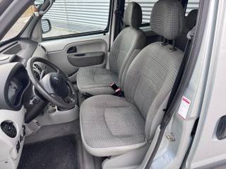 RENAULT Kangoo usata 13