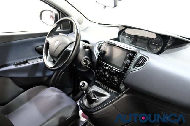 LANCIA Ypsilon usata 48