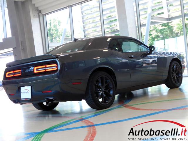 DODGE Challenger usata, con Sound system