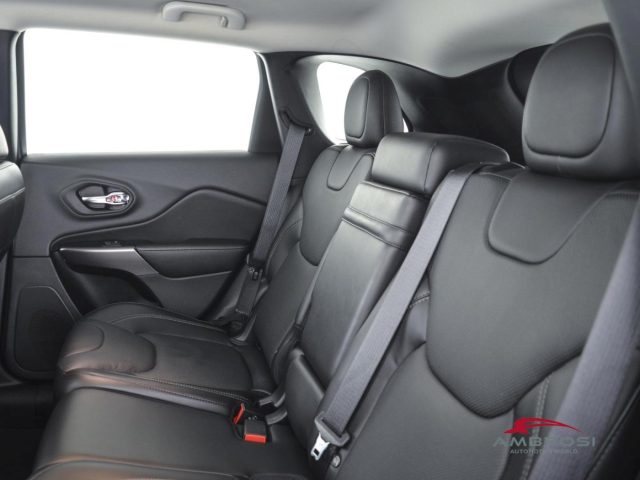 JEEP Cherokee usata 9
