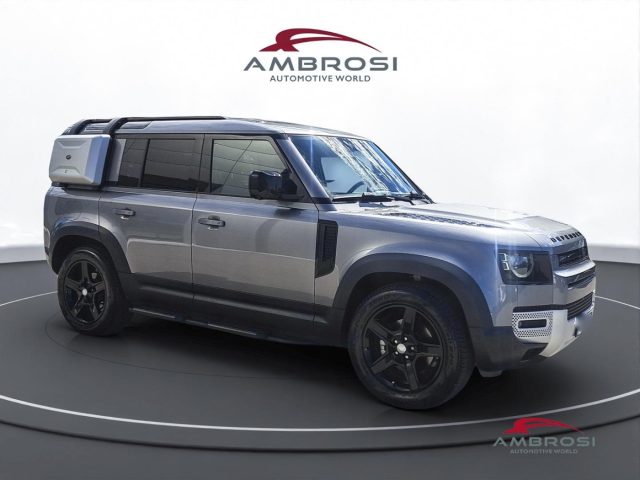 LAND ROVER Defender usata 1