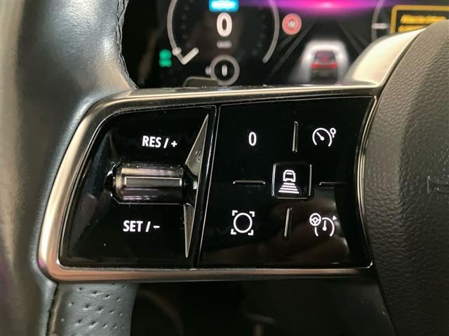 RENAULT Megane usata, con Volante multifunzione