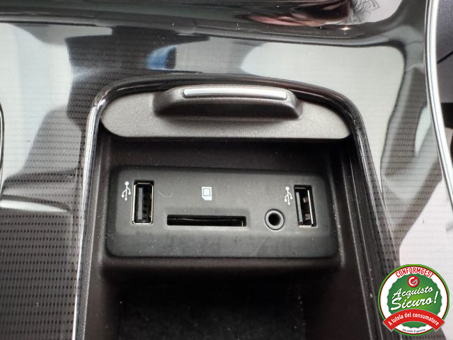 RENAULT Espace usata, con Touch screen