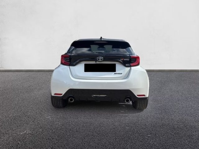 TOYOTA Yaris usata, con Alzacristalli elettrici