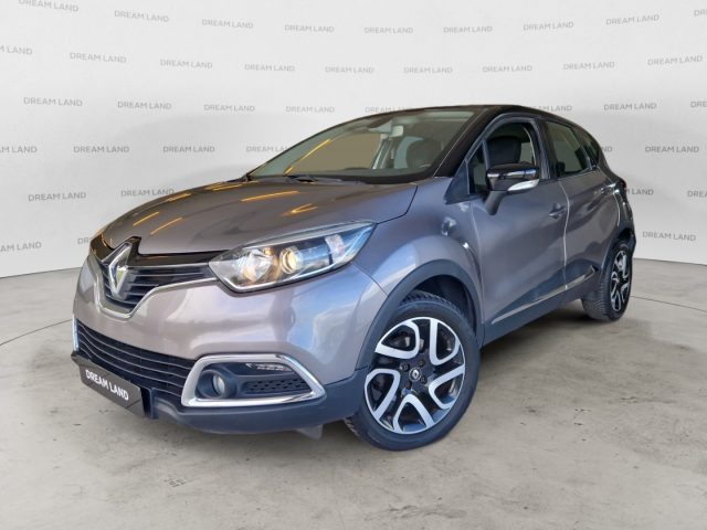 RENAULT Captur usata, con Autoradio digitale