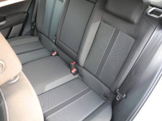 VOLKSWAGEN T-Roc usata, con Sistema di parcheggio automatico