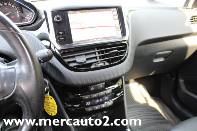 PEUGEOT 2008 usata, con Bluetooth
