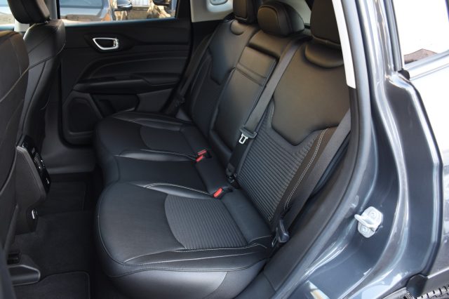 JEEP Compass usata, con Park Distance Control