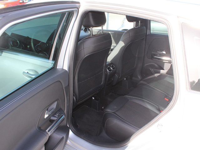 MERCEDES-BENZ B 180 usata, con Fendinebbia