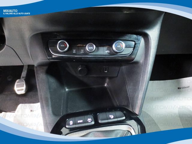 OPEL Corsa usata, con Autoradio