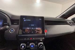 MITSUBISHI Colt usata, con USB