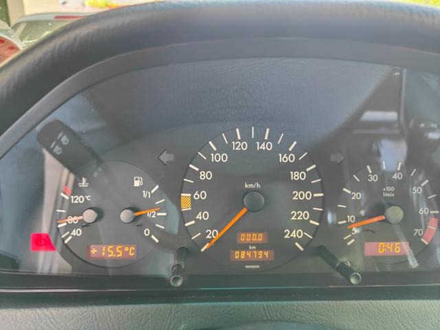 MERCEDES-BENZ C 180 usata 16