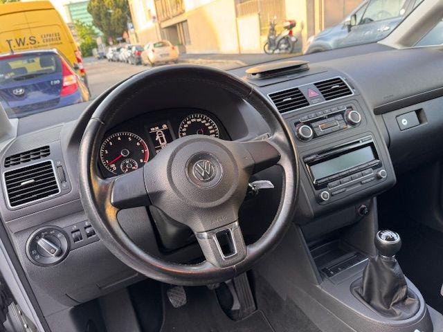 VOLKSWAGEN Touran usata, con ESP