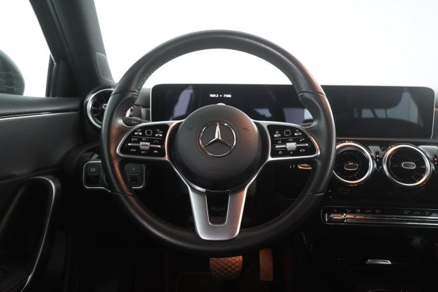 MERCEDES-BENZ A 180 usata 11