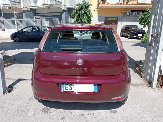 FIAT Punto usata, con Autoradio