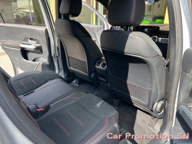 MERCEDES-BENZ GLB 200 usata, con Controllo trazione