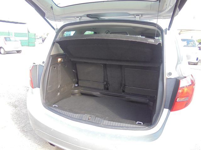 OPEL Meriva usata, con Fendinebbia