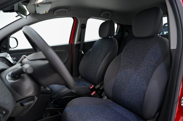 LANCIA Ypsilon usata, con Chiusura centralizzata