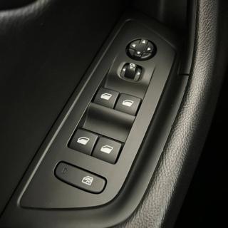 PEUGEOT 508 usata, con Autoradio digitale