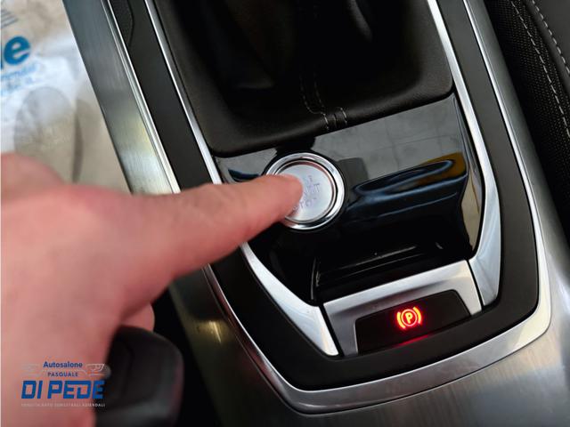 PEUGEOT 308 usata, con USB
