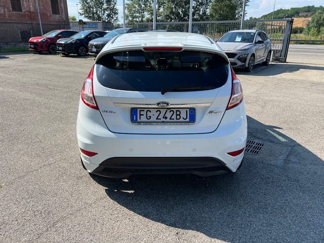 FORD Fiesta usata, con Autoradio