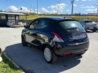 LANCIA Ypsilon usata, con Autoradio