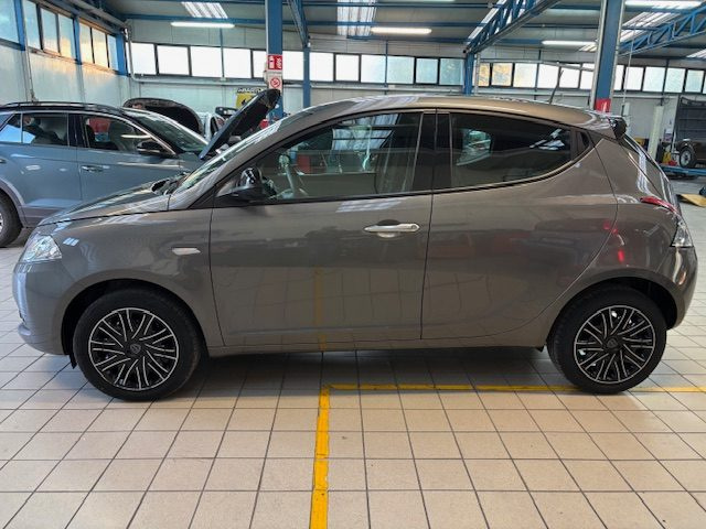 LANCIA Ypsilon usata, con Servosterzo
