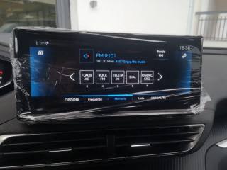 PEUGEOT 3008 usata, con Fari LED