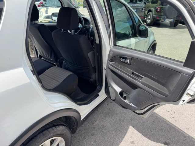 FIAT Sedici usata, con Specchietti laterali elettrici