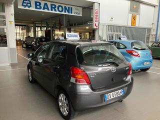 TOYOTA Yaris usata, con Airbag laterali