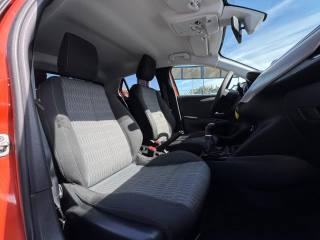 OPEL Corsa usata, con USB