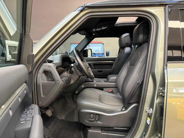 LAND ROVER Defender usata, con Boardcomputer