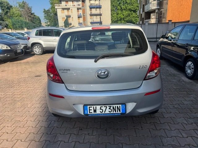 HYUNDAI i20 usata, con Antifurto
