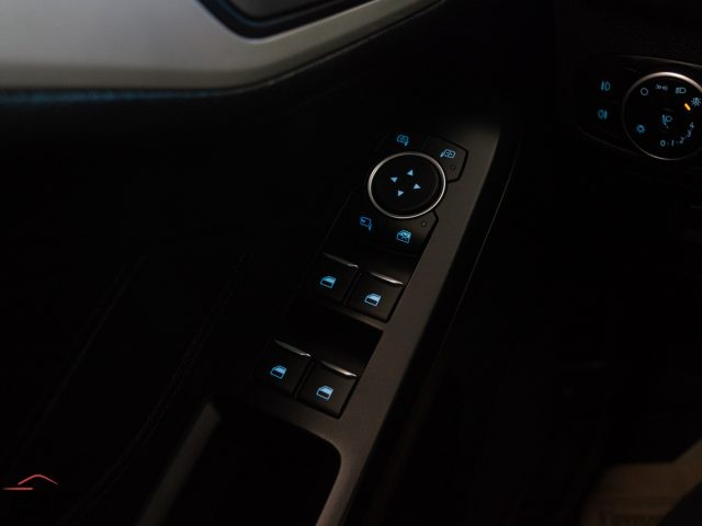 FORD Focus usata, con Sensori di parcheggio posteriori