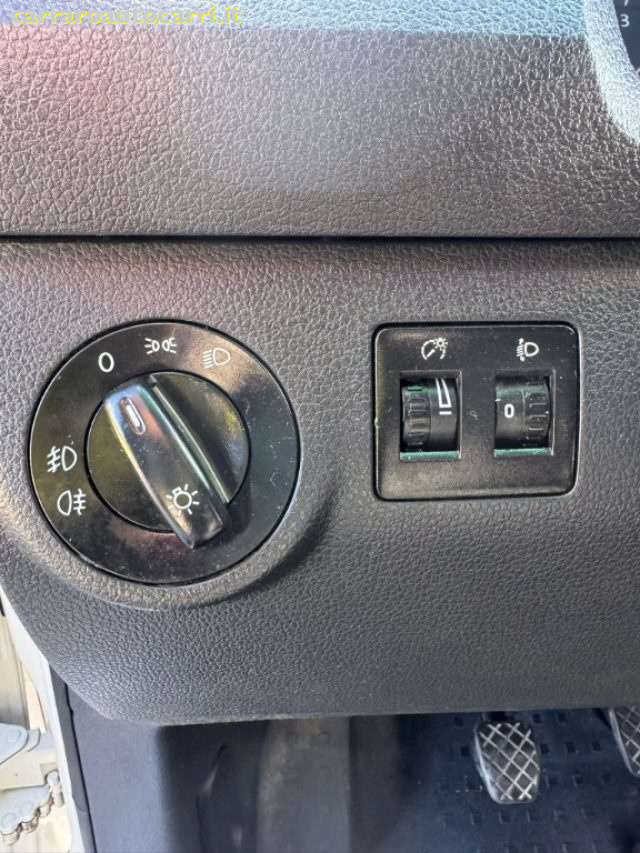 VOLKSWAGEN Caddy usata, con Sensori di parcheggio posteriori