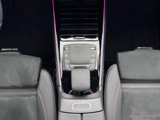 MERCEDES-BENZ GLA 200 usata, con Park Distance Control