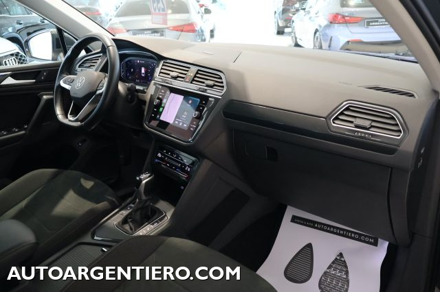 VOLKSWAGEN Tiguan usata, con Specchietti laterali elettrici