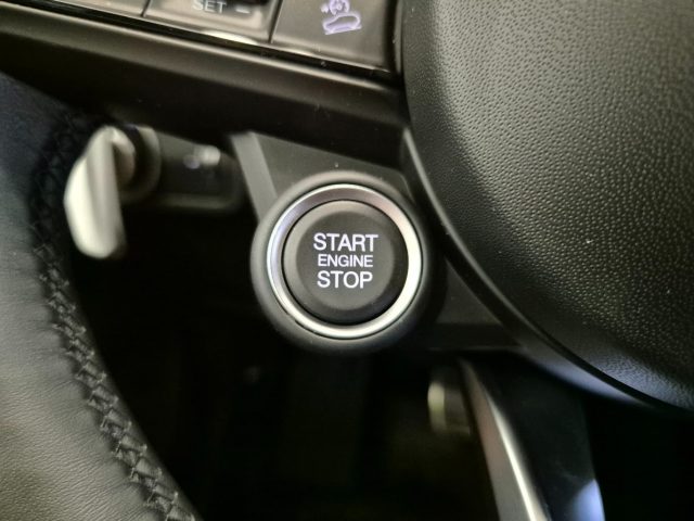 ALFA ROMEO Stelvio usata, con Touch screen