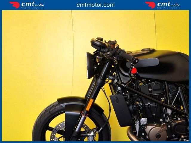 HUSQVARNA Vitpilen 701 usata 7