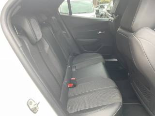 PEUGEOT 2008 usata, con Controllo automatico clima