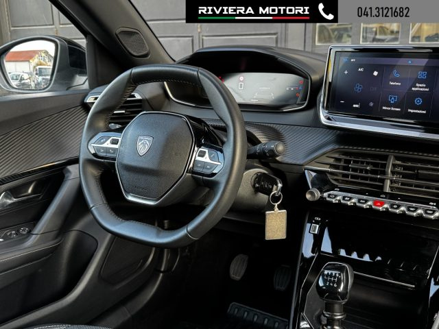PEUGEOT 2008 usata, con Alzacristalli elettrici
