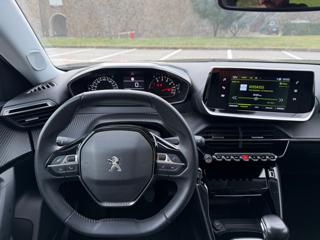 PEUGEOT 2008 usata, con Cruise Control