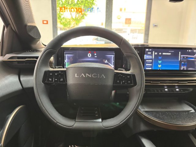 LANCIA Ypsilon usata, con Controllo trazione