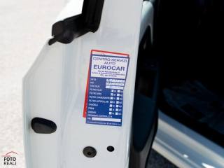 VOLKSWAGEN up! usata 25