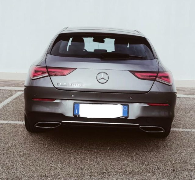 MERCEDES-BENZ CLA 200 usata, con Airbag