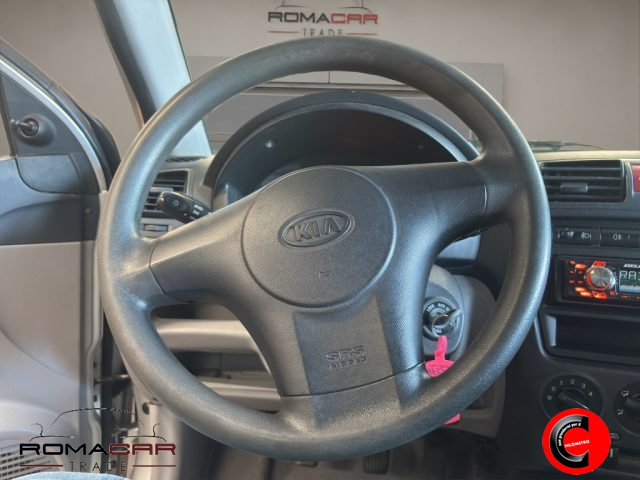KIA Picanto usata 7