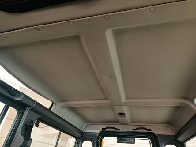 LAND ROVER Defender usata 19