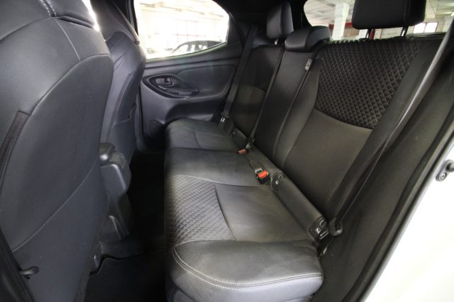 TOYOTA Yaris usata, con Servosterzo