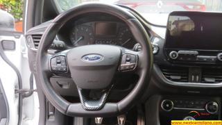 FORD Fiesta usata, con Cruise Control